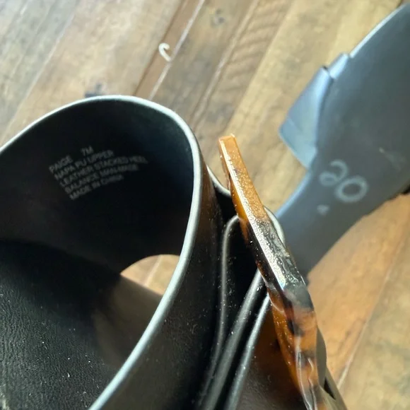 Anthropologie Joie Paige Black Sandal with Tortoise Accent - Size 7 - Picture 4 of 4